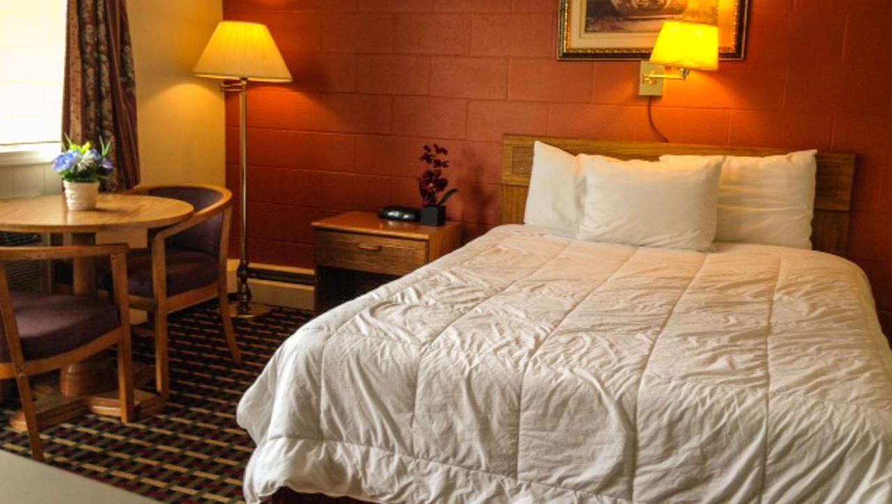 Rodeway Inn Manchester Eksteriør billede