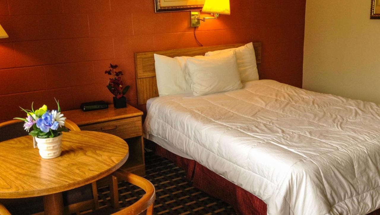 Rodeway Inn Manchester Eksteriør billede